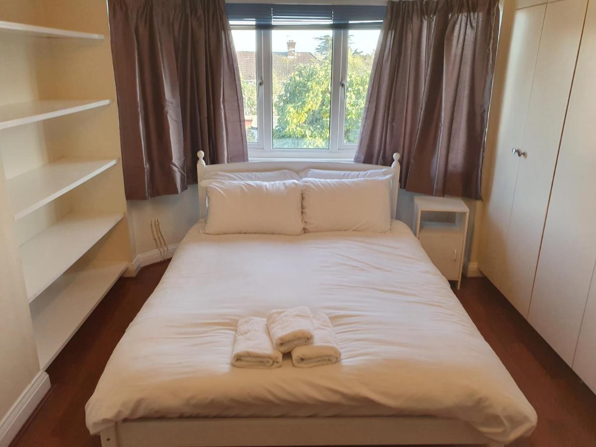 Elegant House 10 Minutes Walk To Wembley Stadium Villa Лондон Екстериор снимка